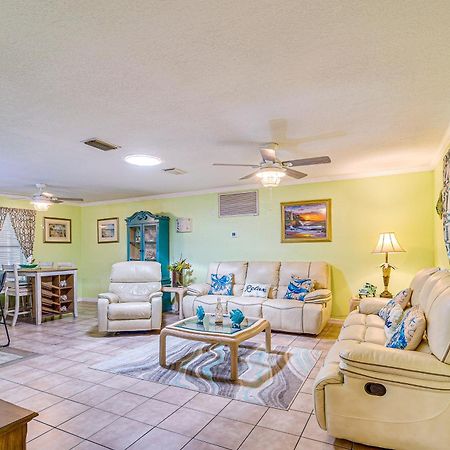 Waterfront Hernando Beach Home With Dock And Hot Tub! Экстерьер фото