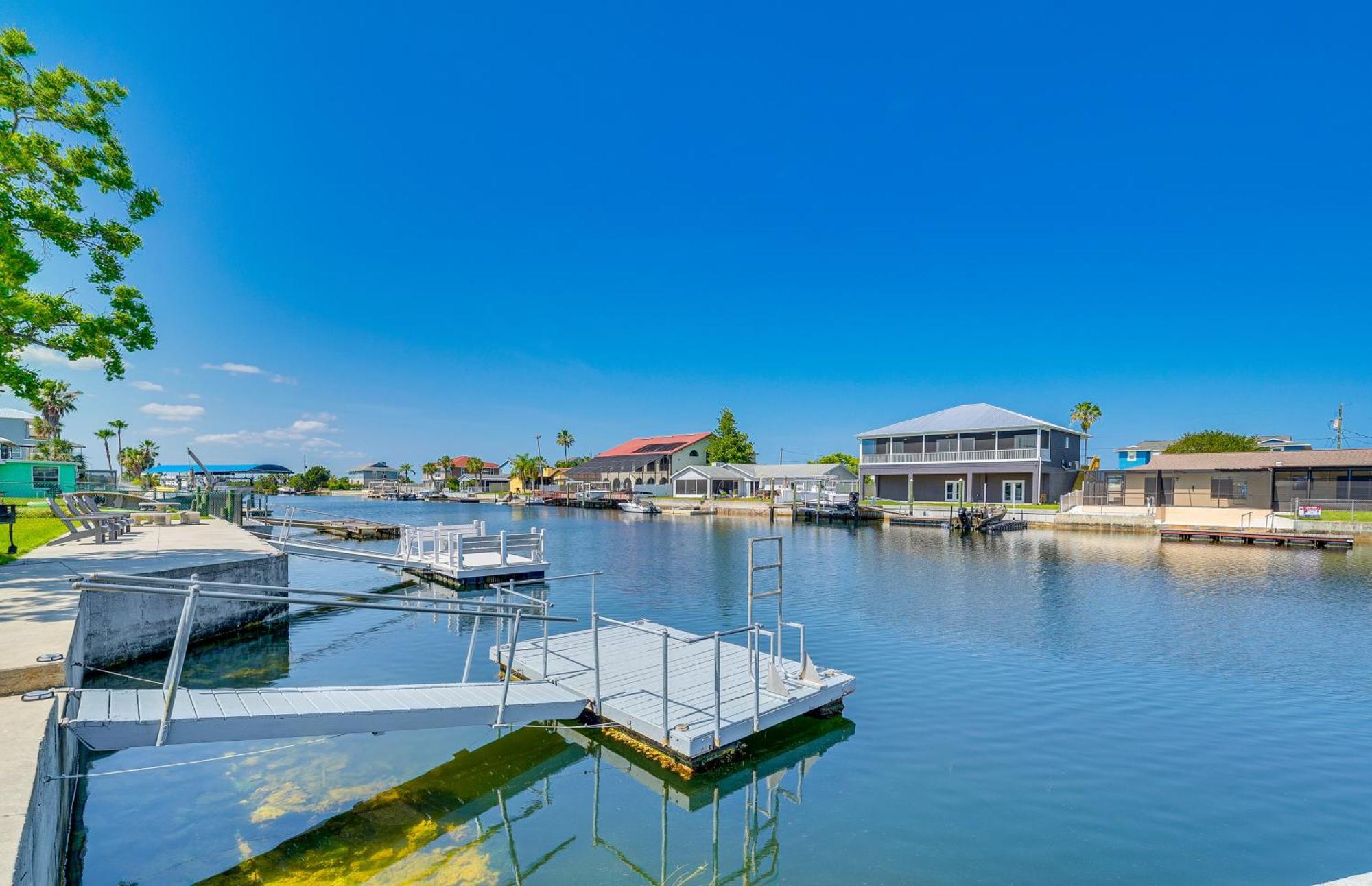 Waterfront Hernando Beach Home With Dock And Hot Tub! Экстерьер фото